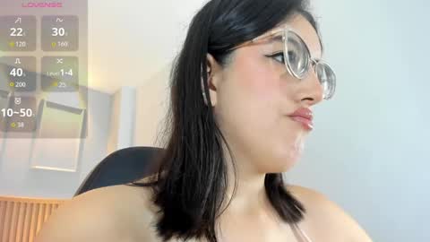Snapshot of venusgreys1 chatting on May 20, 2026, 12:33 pm VENUS online show from May 20, 2026, 12:33 pm