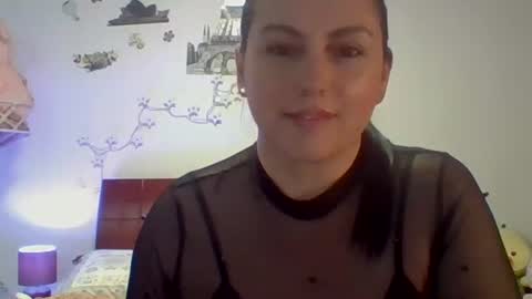 VENUSINA07 online show from November 15, 2025, 9:06 am