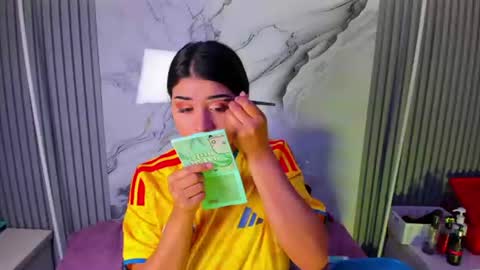 Venusowen  online show from June 17, 2026, 2:51 pm