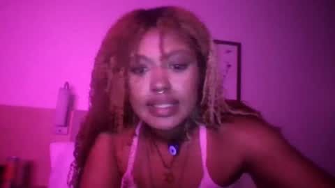 Snapshot of venusthestar chatting on August 1, 2026, 3:17 am Venus the Star online show from August 1, 2026, 3:17 am