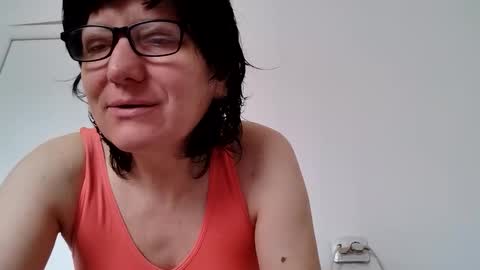 Vera online show from April 1, 2026, 6:25 am
