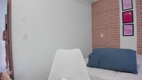 Vera online show from February 6, 2025, 10:43 pm