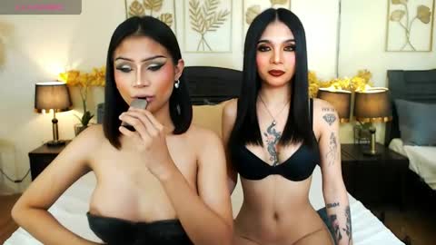 Snapshot of vera_krasovaxxx chatting on April 17, 2026, 7:17 pm your1andonlySAVY online show from April 17, 2026, 7:17 pm