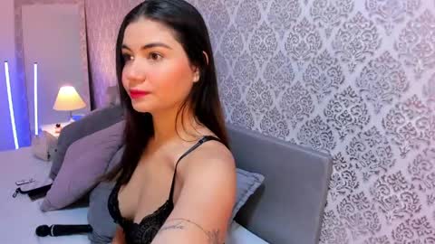 Snapshot of vera_price_ chatting on June 7, 2026, 12:42 pm Vera online show from June 7, 2026, 12:42 pm