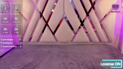 Domelipa  online show from March 5, 2025, 6:12 pm