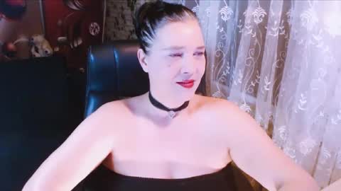 Snapshot of veraluss chatting on March 27, 2026, 7:57 pm Vera Luss online show from March 27, 2026, 7:57 pm