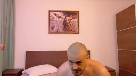 VeraNoire online show from June 24, 2026, 5:39 am