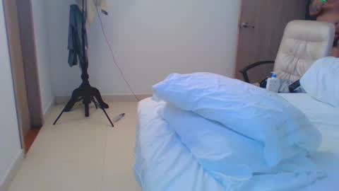 vergagolosa22 online show from January 19, 2025, 12:28 am