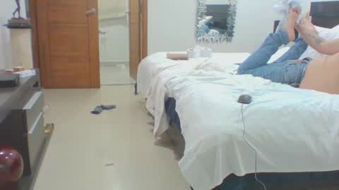 vergagolosa22 online show from September 14, 2025, 1:54 pm