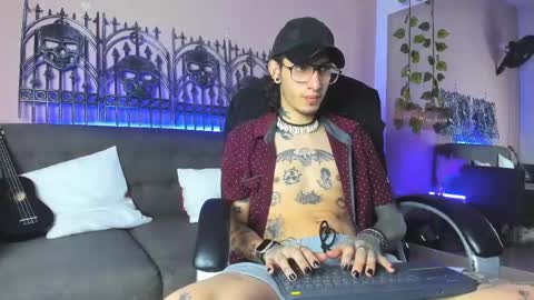 vergil_noir online show from May 28, 2026, 4:32 am