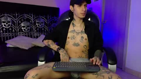 vergil_noir online show from June 4, 2026, 4:18 am