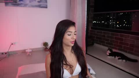 Snapshot of vero_cam chatting on February 27, 2025, 12:54 am vero_cam online show from February 27, 2025, 12:54 am
