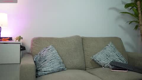 Snapshot of vero_cam chatting on October 5, 2025, 12:42 am vero_cam online show from October 5, 2025, 12:42 am