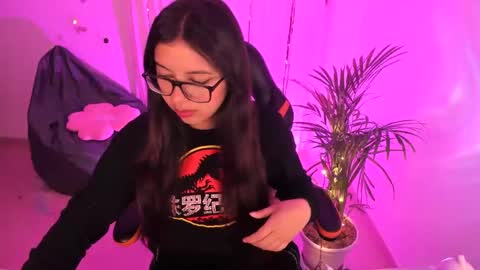 Verolake online show from February 22, 2025, 10:51 am