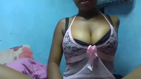 Snapshot of verolla31 chatting on February 1, 2025, 4:33 pm verolla31 online show from February 1, 2025, 4:33 pm