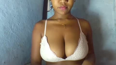 Snapshot of verolla31 chatting on February 20, 2025, 1:08 pm verolla31 online show from February 20, 2025, 1:08 pm