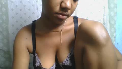 Snapshot of verolla31 chatting on October 17, 2025, 4:09 pm verolla31 online show from October 17, 2025, 4:09 pm