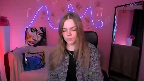 Ronni online show from April 30, 2026, 7:20 pm