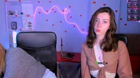 Snapshot of veronica_bubble chatting on June 4, 2026, 7:20 pm Ronni online show from June 4, 2026, 7:20 pm