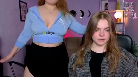 Snapshot of veronica_bubble chatting on June 10, 2026, 7:57 pm Ronni online show from June 10, 2026, 7:57 pm