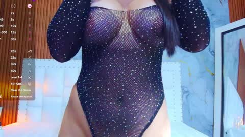 Veronica online show from February 4, 2025, 3:36 pm