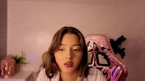 veronicaa_s online show from June 10, 2026, 8:41 pm