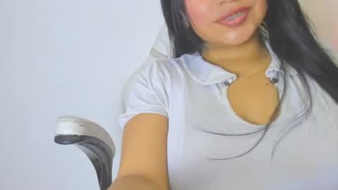 veronicaa_squirt online show from June 13, 2026, 3:26 am
