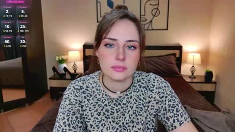 Veronica online show from December 14, 2025, 4:51 am