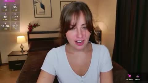 Snapshot of veronicafreman chatting on August 5, 2026, 9:34 am Veronica online show from August 5, 2026, 9:34 am
