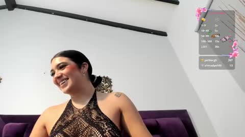 Snapshot of veronicagilss chatting on February 23, 2025, 9:33 am Veronica Gills online show from February 23, 2025, 9:33 am