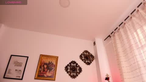 Snapshot of veronicagilss chatting on July 10, 2026, 9:50 pm Veronica Gills online show from July 10, 2026, 9:50 pm