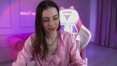 Snapshot of veronicavance chatting on May 6, 2026, 6:46 pm Veronica online show from May 6, 2026, 6:46 pm