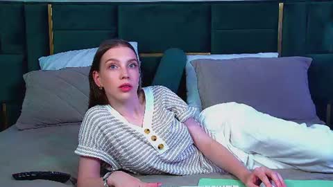 Snapshot of veronicavance chatting on July 30, 2026, 6:18 pm Veronica online show from July 30, 2026, 6:18 pm