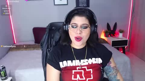 Snapshot of veronika_metalstar chatting on February 20, 2025, 2:24 pm Miss Veronika online show from February 20, 2025, 2:24 pm