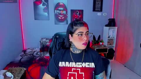 Snapshot of veronika_metalstar chatting on September 9, 2025, 6:07 pm Miss Veronika online show from September 9, 2025, 6:07 pm