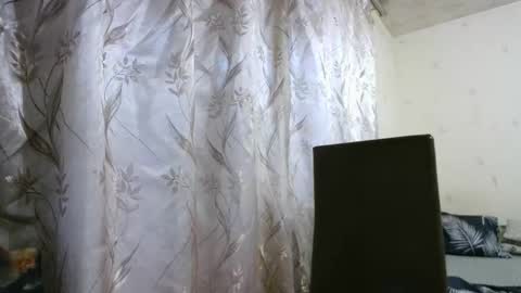 Snapshot of veronika_xi chatting on October 16, 2025, 7:31 am veronika_xi online show from October 16, 2025, 7:31 am