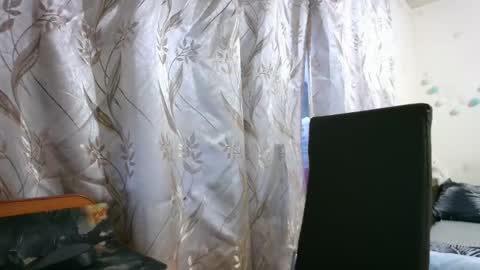 Snapshot of veronika_xi chatting on November 25, 2025, 7:19 am veronika_xi online show from November 25, 2025, 7:19 am