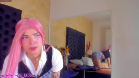 Veronika  online show from April 8, 2026, 4:23 am