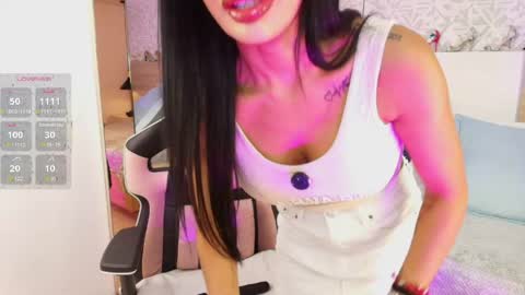 Veronikali online show from April 25, 2026, 8:06 pm