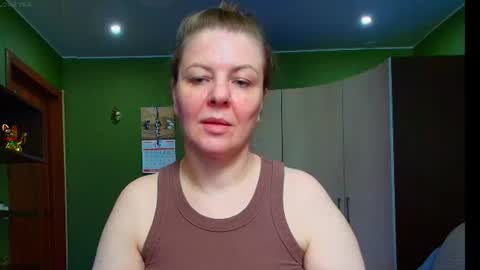 Snapshot of veronikawgold chatting on June 8, 2026, 7:42 am VeronikawGold online show from June 8, 2026, 7:42 am