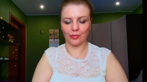 Snapshot of veronikawgold chatting on June 9, 2026, 4:51 pm VeronikawGold online show from June 9, 2026, 4:51 pm
