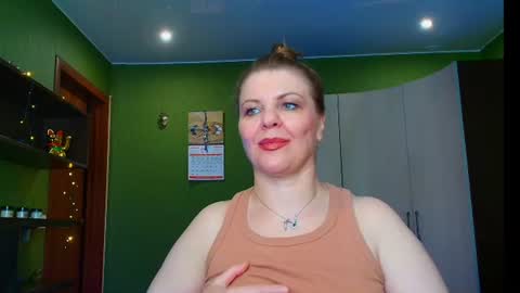 Snapshot of veronikawgold chatting on June 10, 2026, 1:43 pm VeronikawGold online show from June 10, 2026, 1:43 pm
