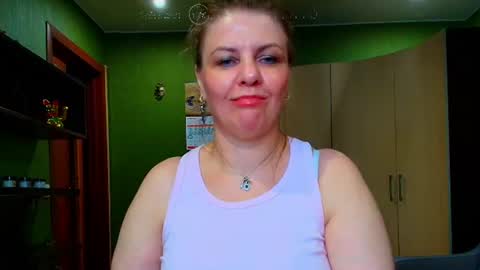 Snapshot of veronikawgold chatting on June 14, 2026, 2:24 am VeronikawGold online show from June 14, 2026, 2:24 am