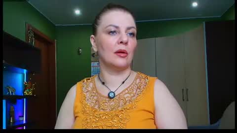 Snapshot of veronikawgold chatting on July 1, 2026, 6:07 pm VeronikawGold online show from July 1, 2026, 6:07 pm