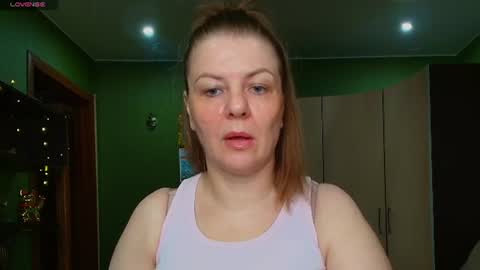 Snapshot of veronikawgold chatting on August 1, 2026, 7:02 pm VeronikawGold online show from August 1, 2026, 7:02 pm