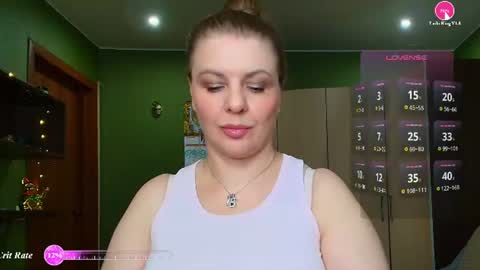 Snapshot of veronikawgold chatting on August 6, 2026, 3:30 am VeronikawGold online show from August 6, 2026, 3:30 am