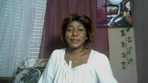 Snapshot of verronique1511 chatting on July 8, 2026, 5:23 am verronique1511 online show from July 8, 2026, 5:23 am