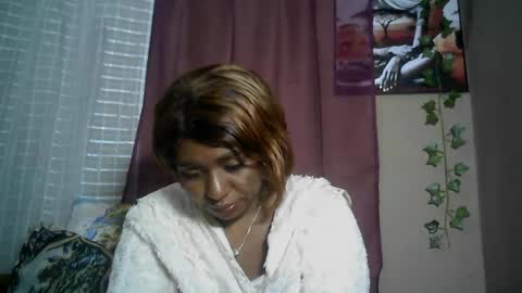 Snapshot of verronique1511 chatting on July 8, 2026, 6:45 pm verronique1511 online show from July 8, 2026, 6:45 pm