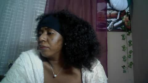 Snapshot of verronique1511 chatting on July 11, 2026, 5:48 pm verronique1511 online show from July 11, 2026, 5:48 pm