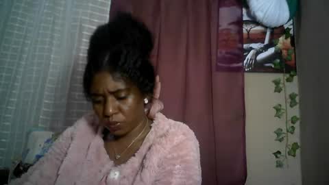 Snapshot of verronique1511 chatting on July 13, 2026, 6:44 pm verronique1511 online show from July 13, 2026, 6:44 pm